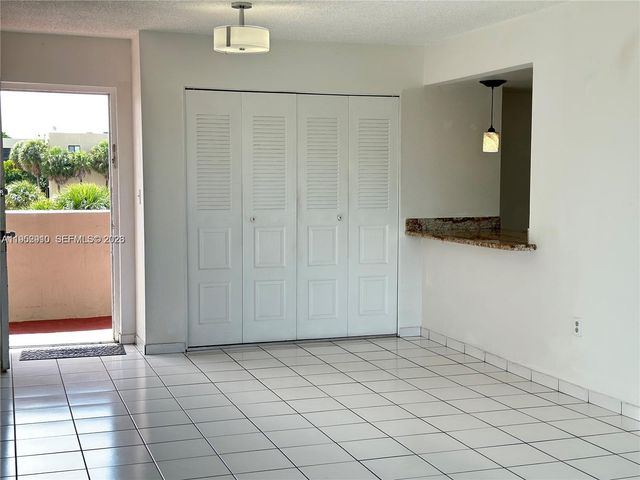 802 NW 87th Ave 315, Miami, FL 33172