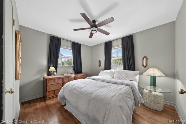 725 S Manitou Avenue, Commerce Twp, MI 48017