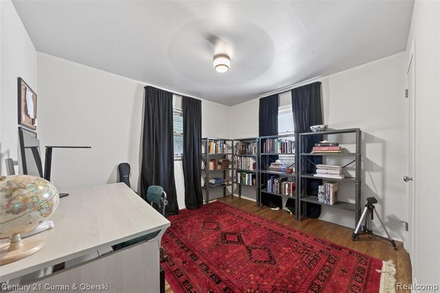 725 S Manitou Avenue, Commerce Twp, MI 48017