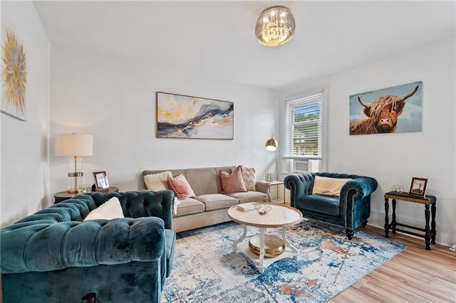 215 Center Ave, Emsworth, PA 15202