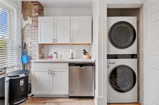 215 Center Ave, Emsworth, PA 15202