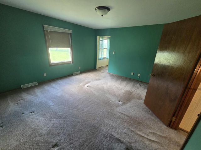 397 E 1300 N, Chesterton, IN 46304