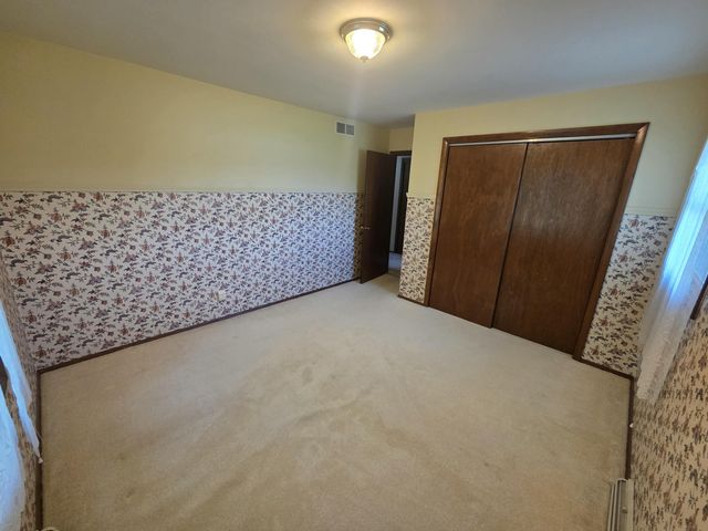 397 E 1300 N, Chesterton, IN 46304