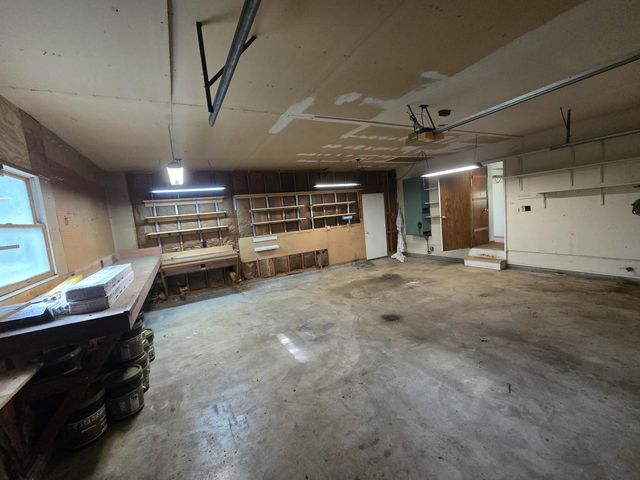 397 E 1300 N, Chesterton, IN 46304