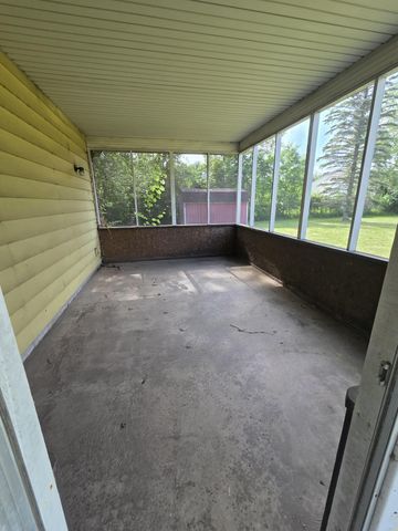 397 E 1300 N, Chesterton, IN 46304
