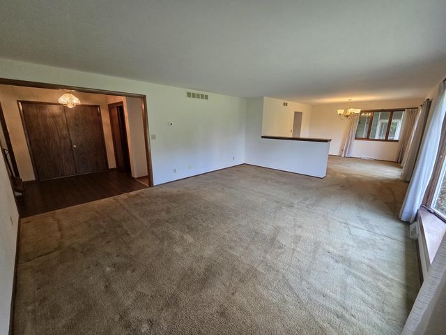 397 E 1300 N, Chesterton, IN 46304