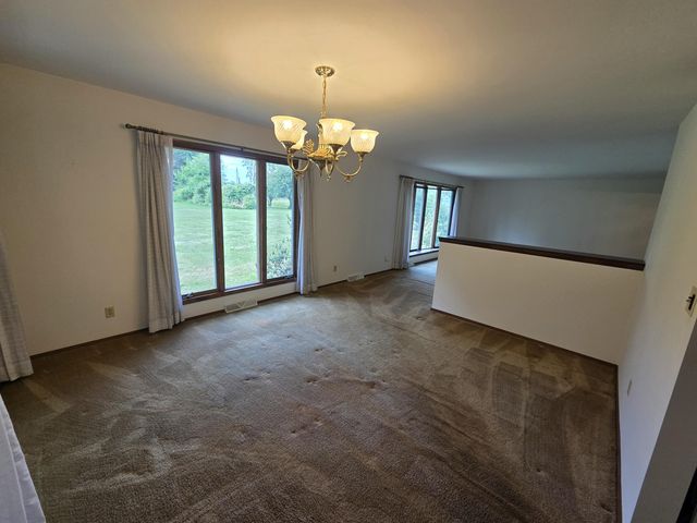 397 E 1300 N, Chesterton, IN 46304