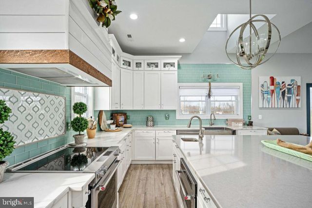 7803 FITZHUGH LN, King George, VA 22485