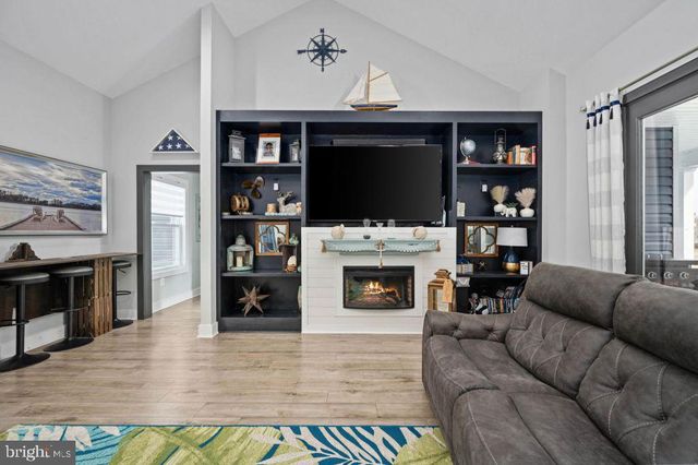 7803 FITZHUGH LN, King George, VA 22485