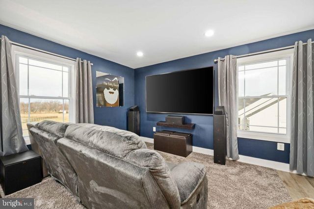 7803 FITZHUGH LN, King George, VA 22485