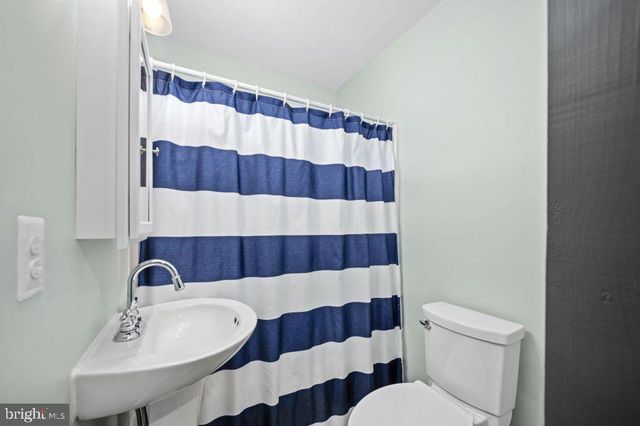 7803 FITZHUGH LN, King George, VA 22485