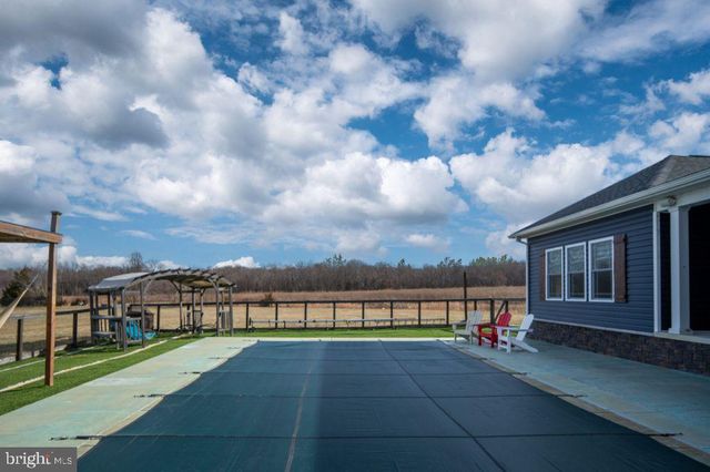 7803 FITZHUGH LN, King George, VA 22485