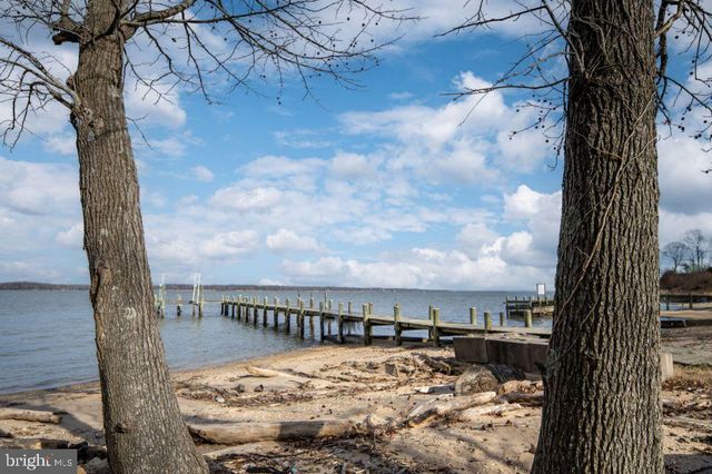 7803 FITZHUGH LN, King George, VA 22485