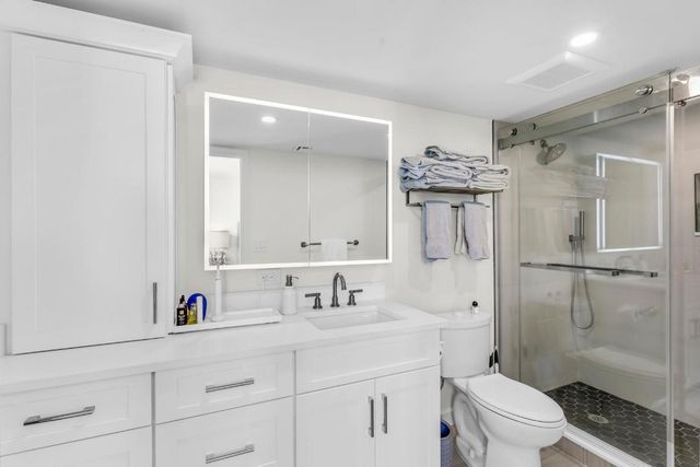 1801 N Flagler Drive 401, West Palm Beach, FL 33407