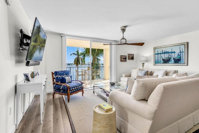 1801 N Flagler Drive 401, West Palm Beach, FL 33407