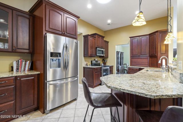 830 MIDLAND Court, Orange Park, FL 32065