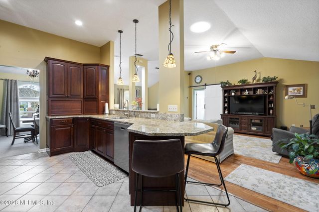 830 MIDLAND Court, Orange Park, FL 32065