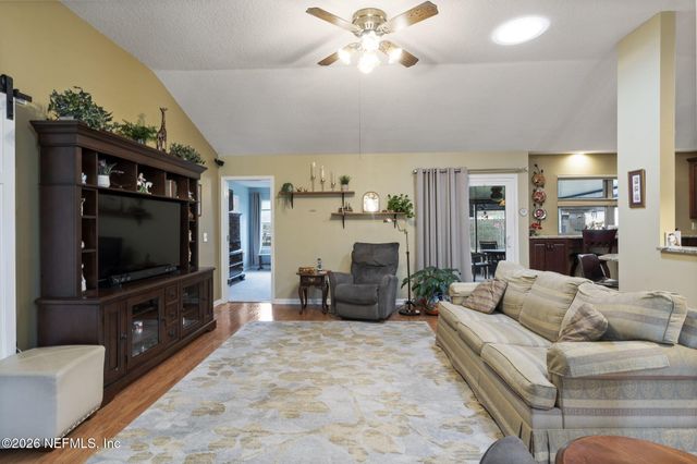 830 MIDLAND Court, Orange Park, FL 32065