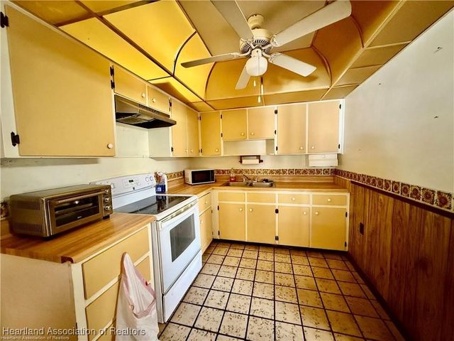 709 W Ruth Street, Avon Park, FL 33825