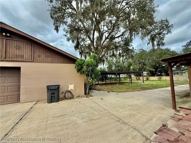 709 W Ruth Street, Avon Park, FL 33825