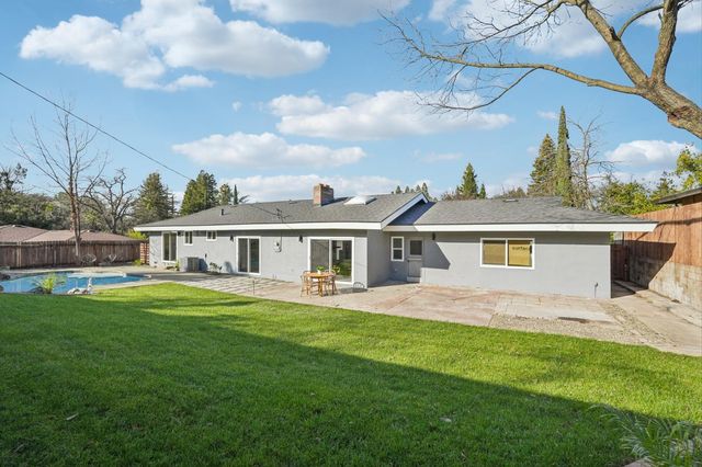 7204 Lynnbrook Ct, Carmichael, CA 95608