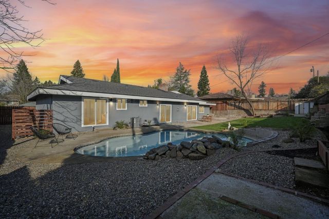 7204 Lynnbrook Ct, Carmichael, CA 95608