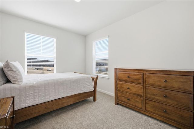 2017 Melbourne ST, Newport News, VA 23608