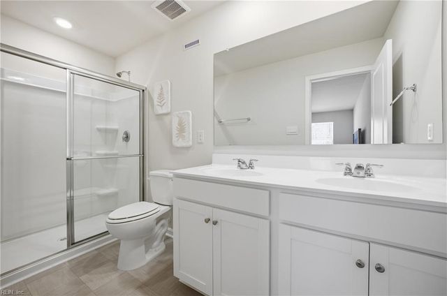 2017 Melbourne ST, Newport News, VA 23608