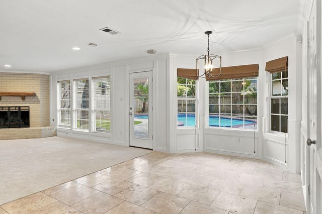 5515 Court Of York, Houston, TX 77069