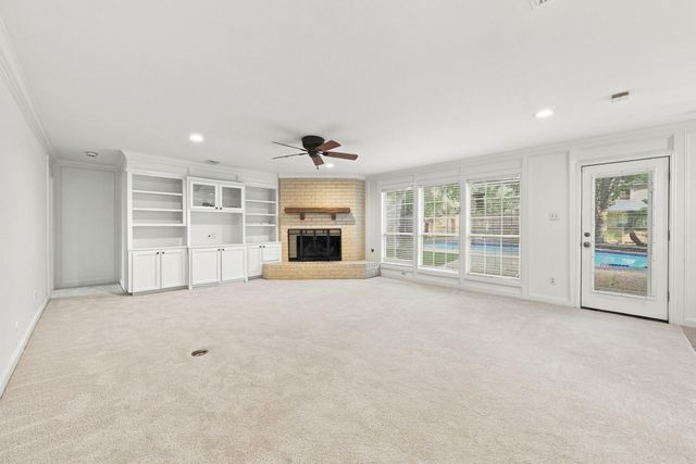 5515 Court Of York, Houston, TX 77069