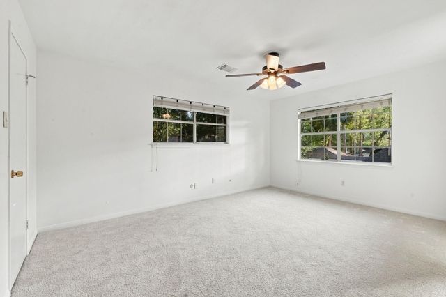 5515 Court Of York, Houston, TX 77069