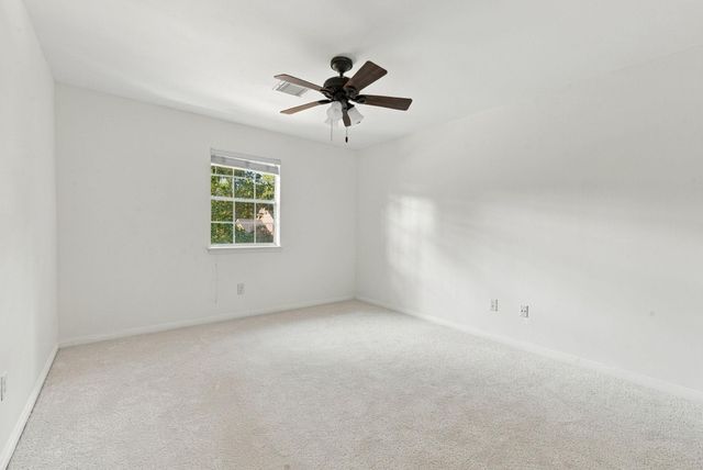 5515 Court Of York, Houston, TX 77069