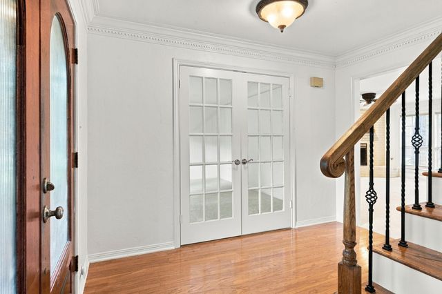 5515 Court Of York, Houston, TX 77069