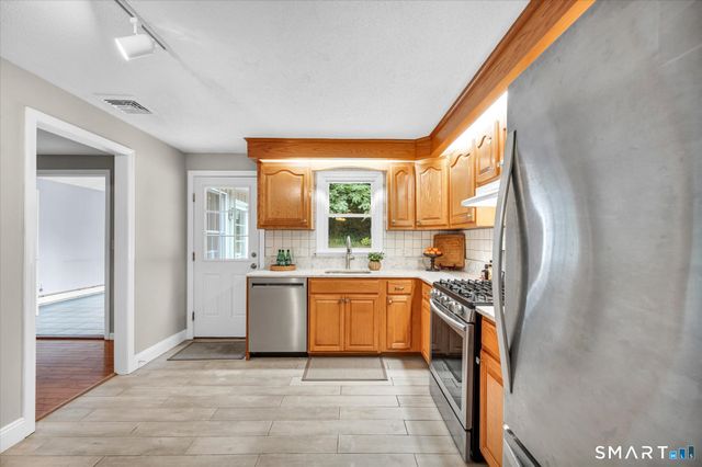 188 Woodfield Crossing, Rocky Hill, CT 06067