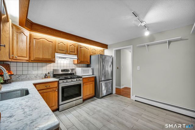 188 Woodfield Crossing, Rocky Hill, CT 06067