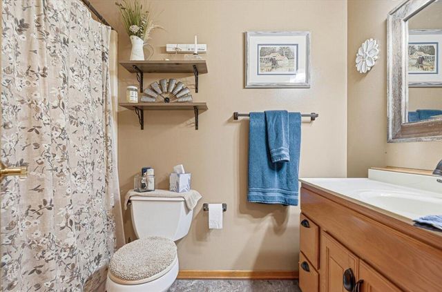 19808 PERRY Road, Council Bluffs, IA 51503