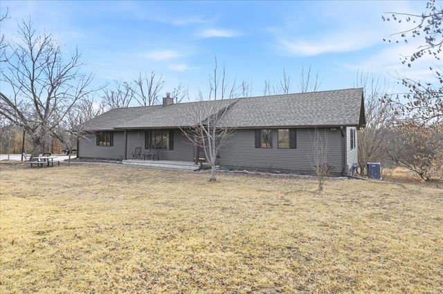 19808 PERRY Road, Council Bluffs, IA 51503
