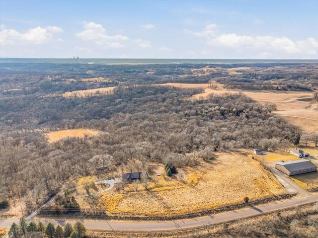 19808 PERRY Road, Council Bluffs, IA 51503