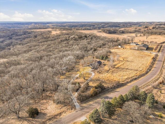 19808 PERRY Road, Council Bluffs, IA 51503