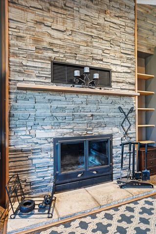 19808 PERRY Road, Council Bluffs, IA 51503