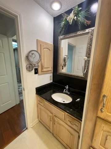 11843 Braesview, San Antonio, TX 78213