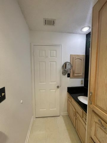 11843 Braesview, San Antonio, TX 78213