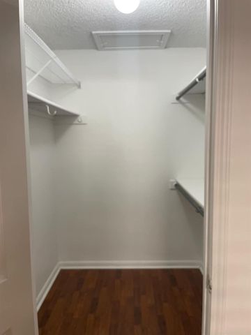 11843 Braesview, San Antonio, TX 78213