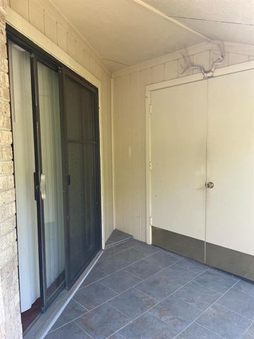 11843 Braesview, San Antonio, TX 78213