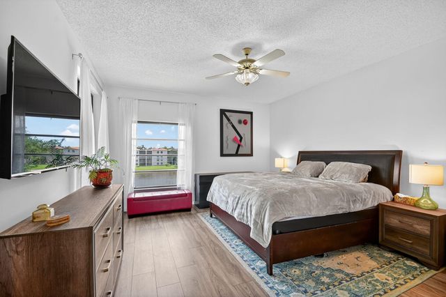 6193 Pointe Regal Circle 402, Delray Beach, FL 33484
