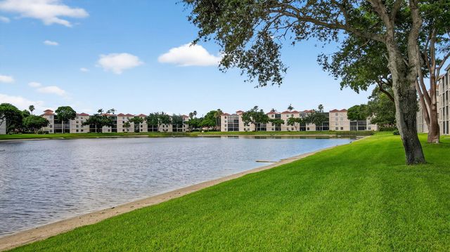 6193 Pointe Regal Circle 402, Delray Beach, FL 33484