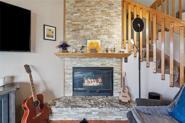 555 SE Laurel Street 16, Waukee, IA 50263