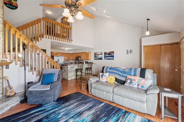 555 SE Laurel Street 16, Waukee, IA 50263