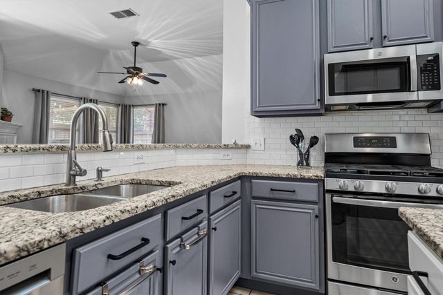 1248 Michael Avenue, Lewisville, TX 75077