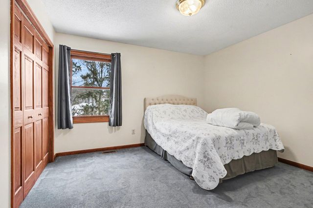 2731 Hunters Point, Comstock Twp, MI 49048